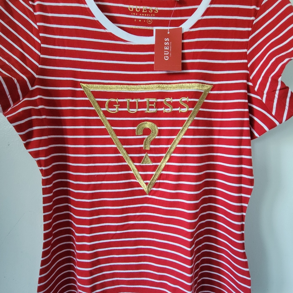 GUESS t-shirt